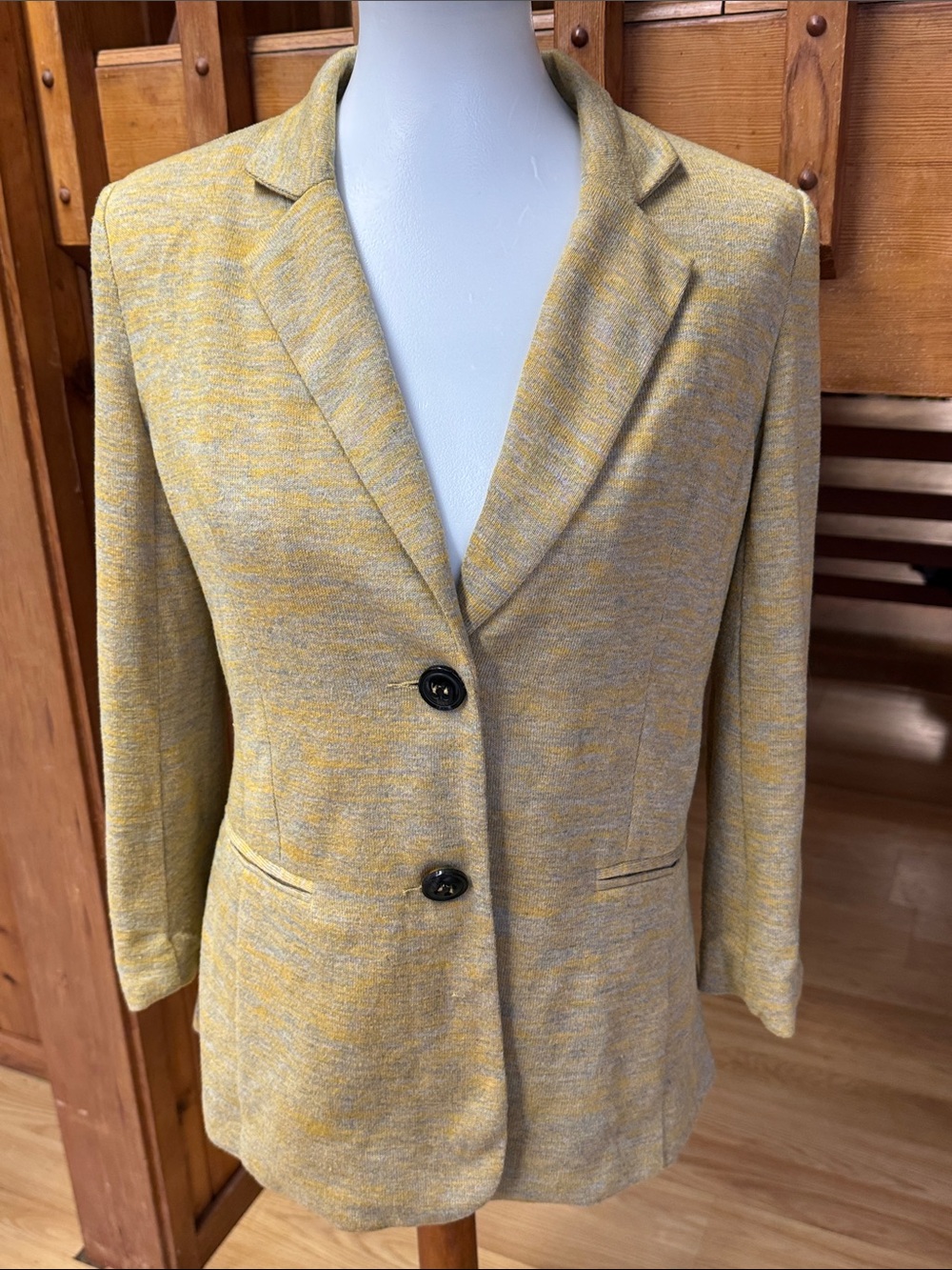 Cartonnier Size Medium Women's Yellow Knit Blazer Jacket